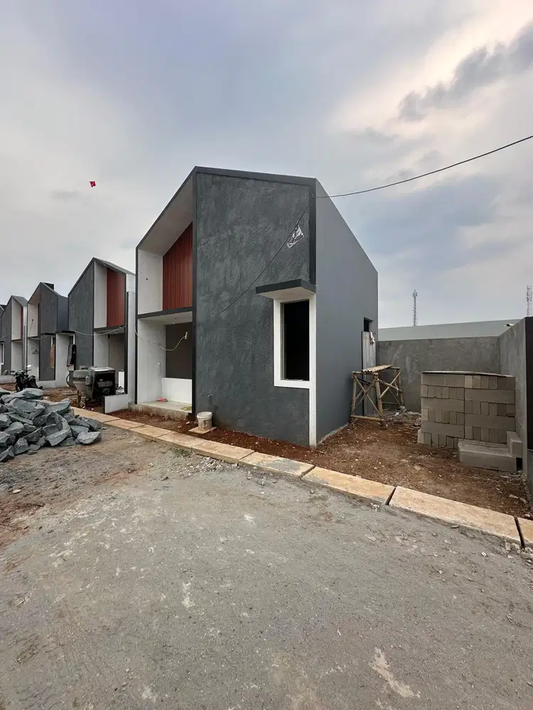 Di jual rumah dekat stasiun bebas banjir