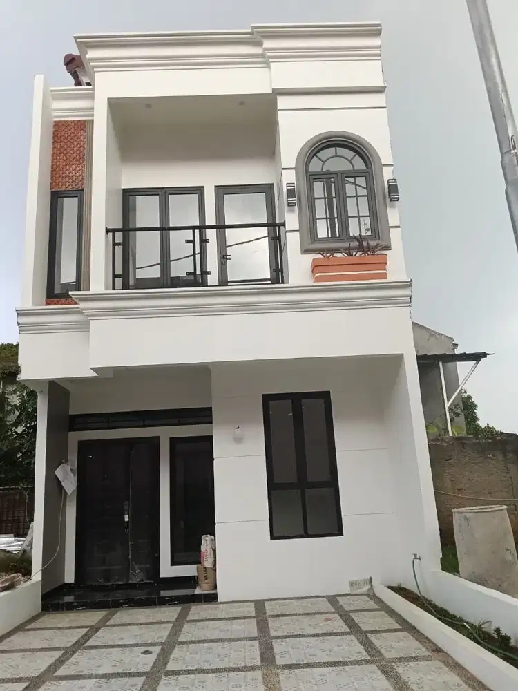 Rumah 2 Lantai Dalam Cluster Dekat Toll Limo
