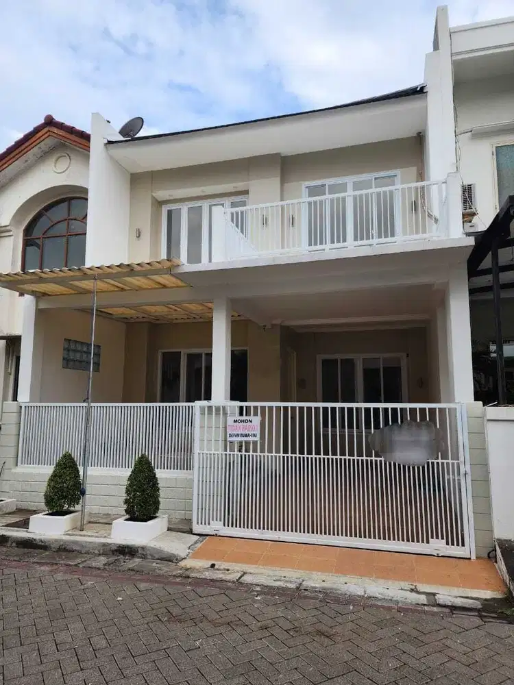 Jual Rumah baru renov Pakuwon City Taman Mutiara Surabaya Timur