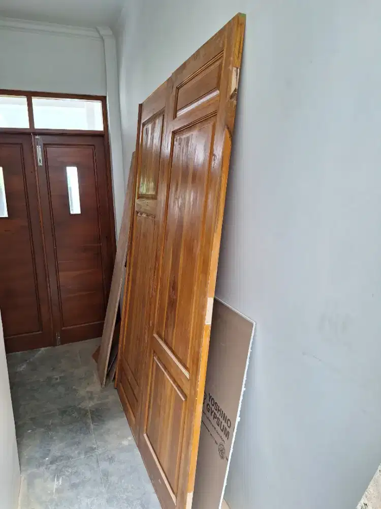 Pintu Kayu Jati