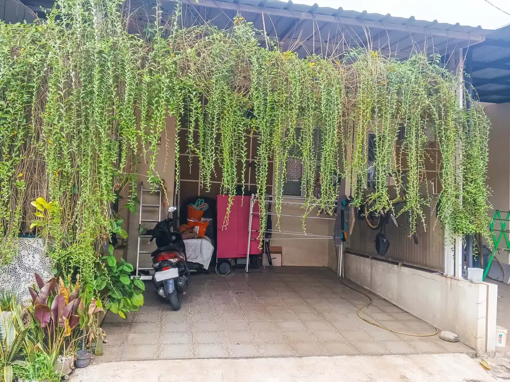 Dijual rumah semi furnished di ciputat, tangerang selatan