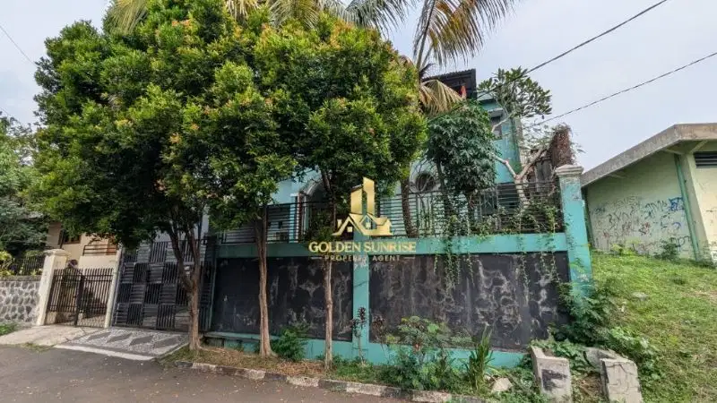 Rumah dalam komplek bumi menteng asri blok gizi via Lelang