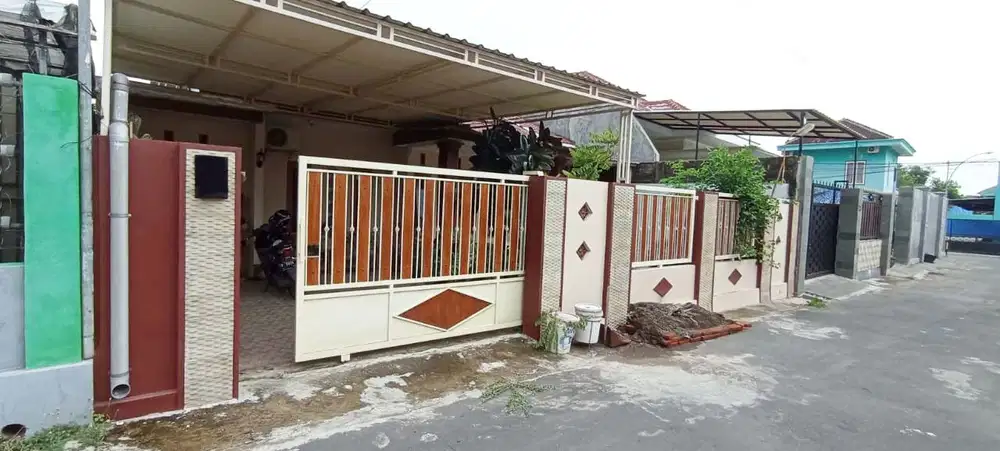 DI Jual Murah Rumah Di Pusat Kota Banyuwangi Jawa Timur