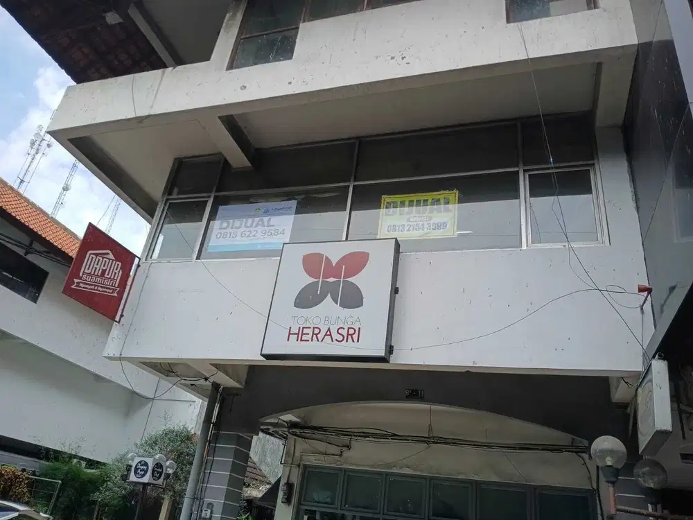 Dijual Ruko Lokasi di pinggir jalan utama SETRASARI MALL