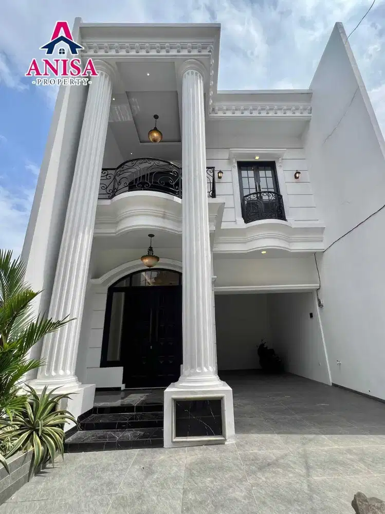 TOWNHOUSE BESAR TANAH LUAS AKSES LANGSUNG JALAN RAYA UTAMA