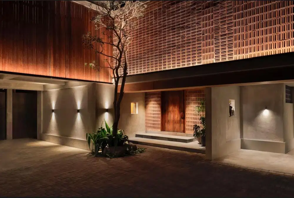 Luxury 7 BR Villa in Canggu Bali - Thumbnail 2