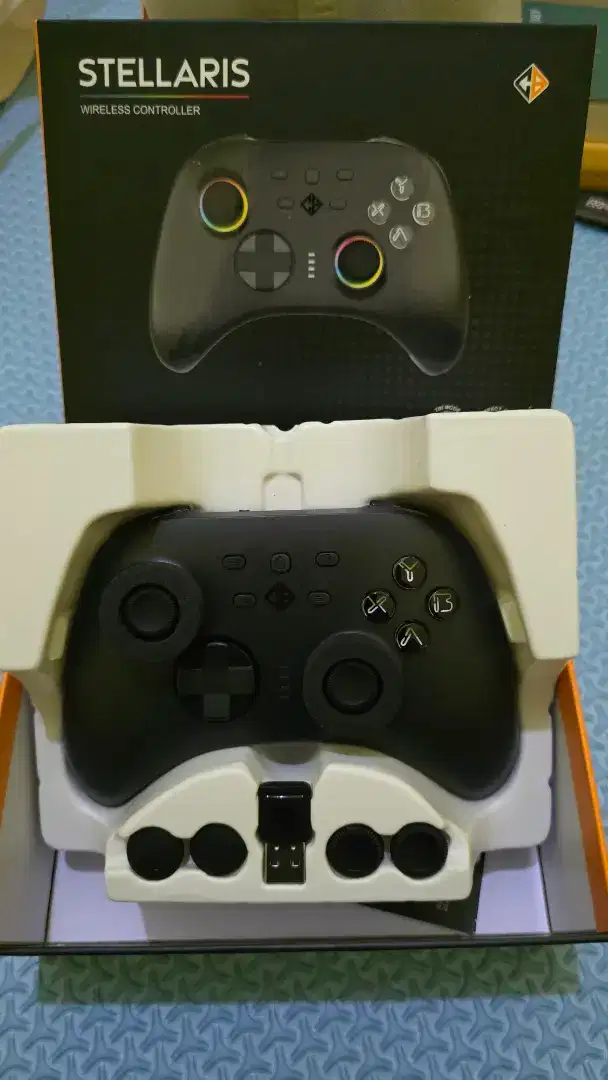 Cosmic Byte Stellaris Controller, 3 Modes Wifi + Bluetooth + Wired