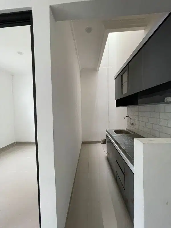 Di jual rumah murah   2 lantai di depok bebas banjir