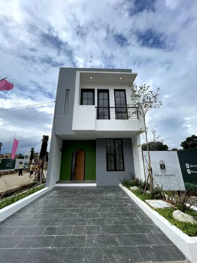 Nempel Cibubur 600jt-an, Rumah 2 Lantai Strategis, Murah, SHM
