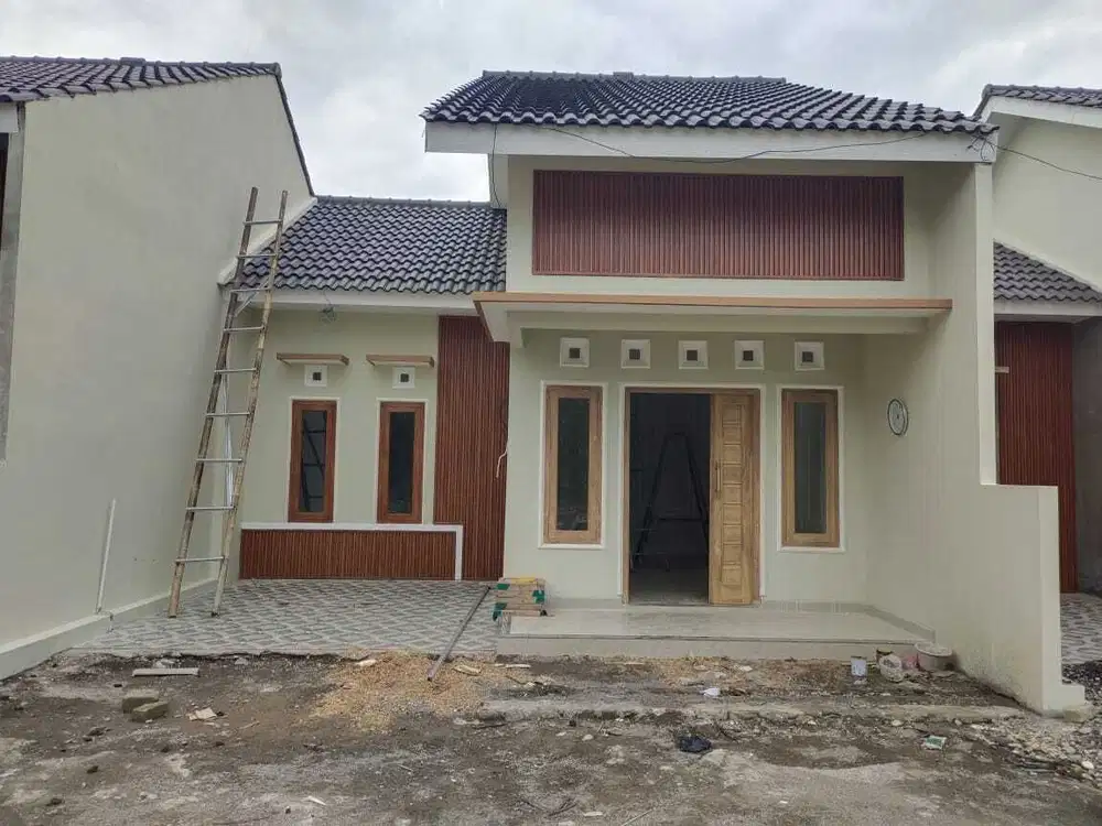 Rumah Cantik Dalam Perumahan Dekat Candi Sambisari Purwomartani