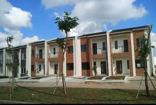 Rumah mewah 2 lantai dekat tb simatupang