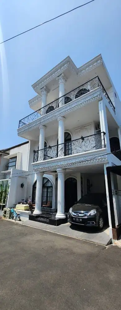 Rumah Bagus Lux Siap Huni di Komplek Mainroad Antapani Bandung