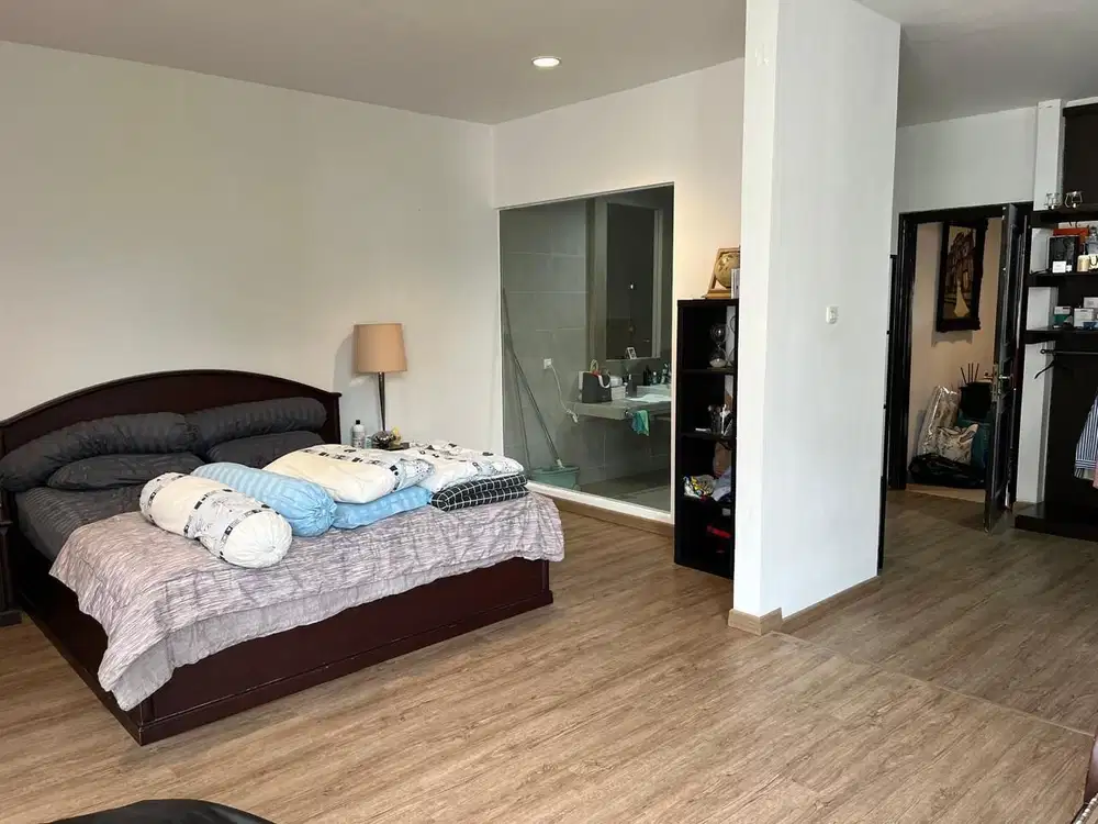 Rumah PIK, DiJual berkah, PRIORITAS NEGO uk 8x18m2- Rp 6,6 M