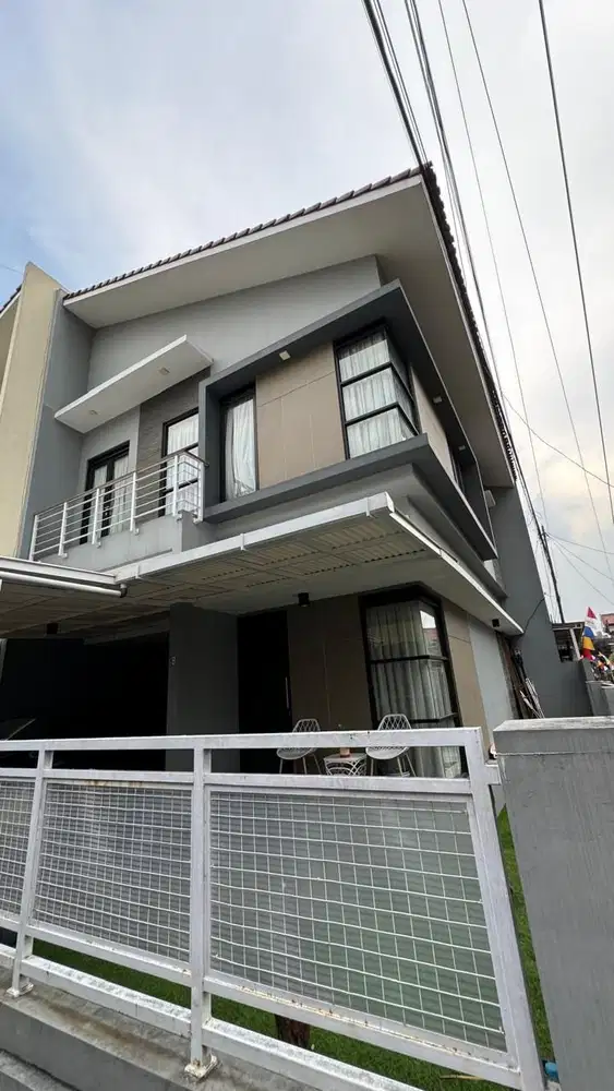 Dijual rumah Lux minimalis cijagra buah batu