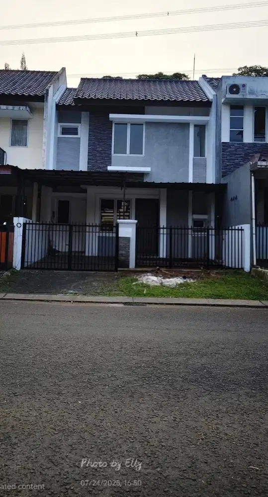 Dijual rumah 2lt siap huni di legenda wisata,Cibubur