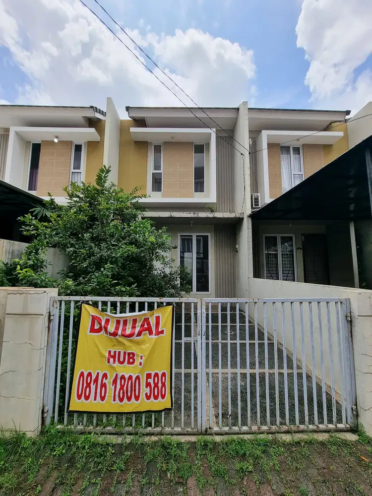 Rumah 2 Lantai hadap timur 2 kt 1 km