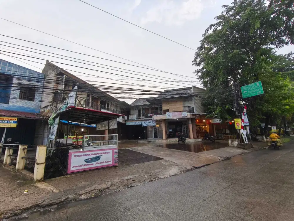 Rumah Kontrakan 8 pintu dan 8 Ruko di Sawangan Depok 5 M (richard)