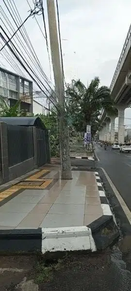 RUMAH SIAP HUNI TENGAH KOTA