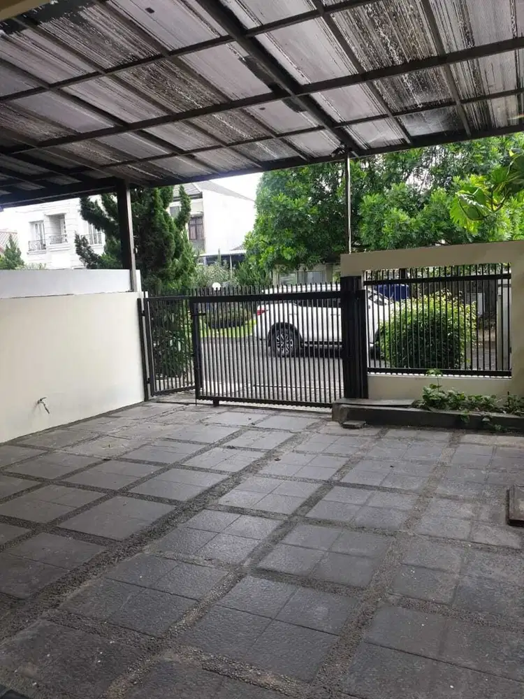 Rumah komplek SINGASANA