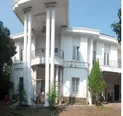 Rumah mewah dan luas di Tapos, Depok