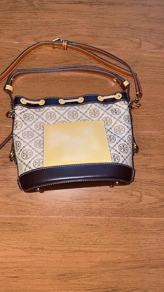 TORY BURCH | TAS BRANDED