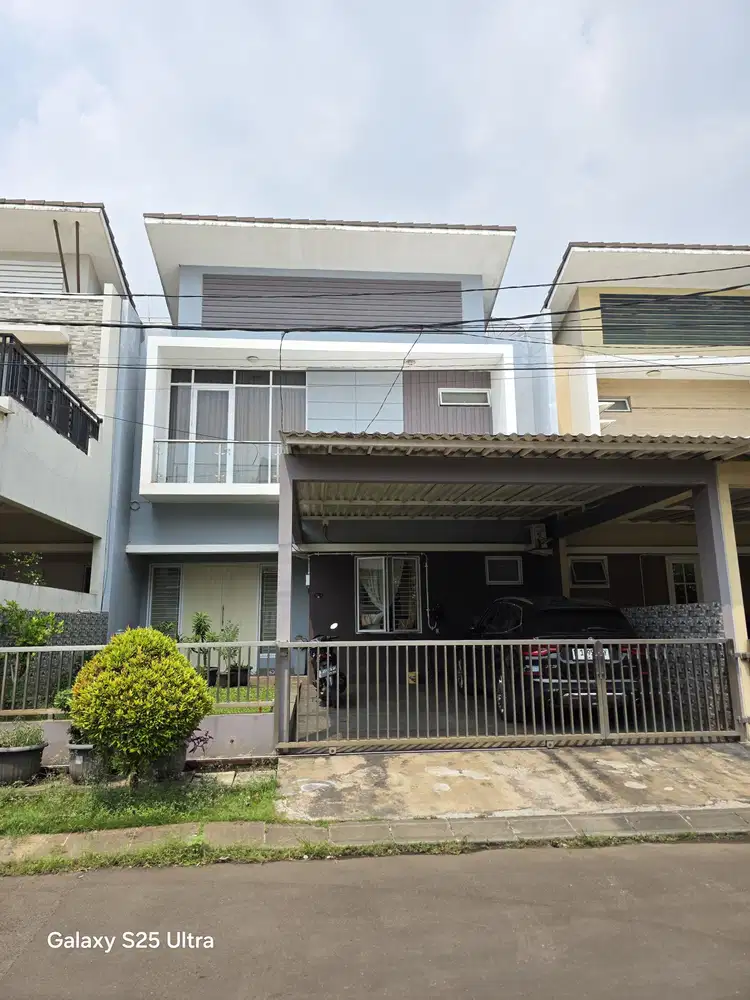 Rumah 2 Lantai 3 kamar tidur 1 ruang kerja