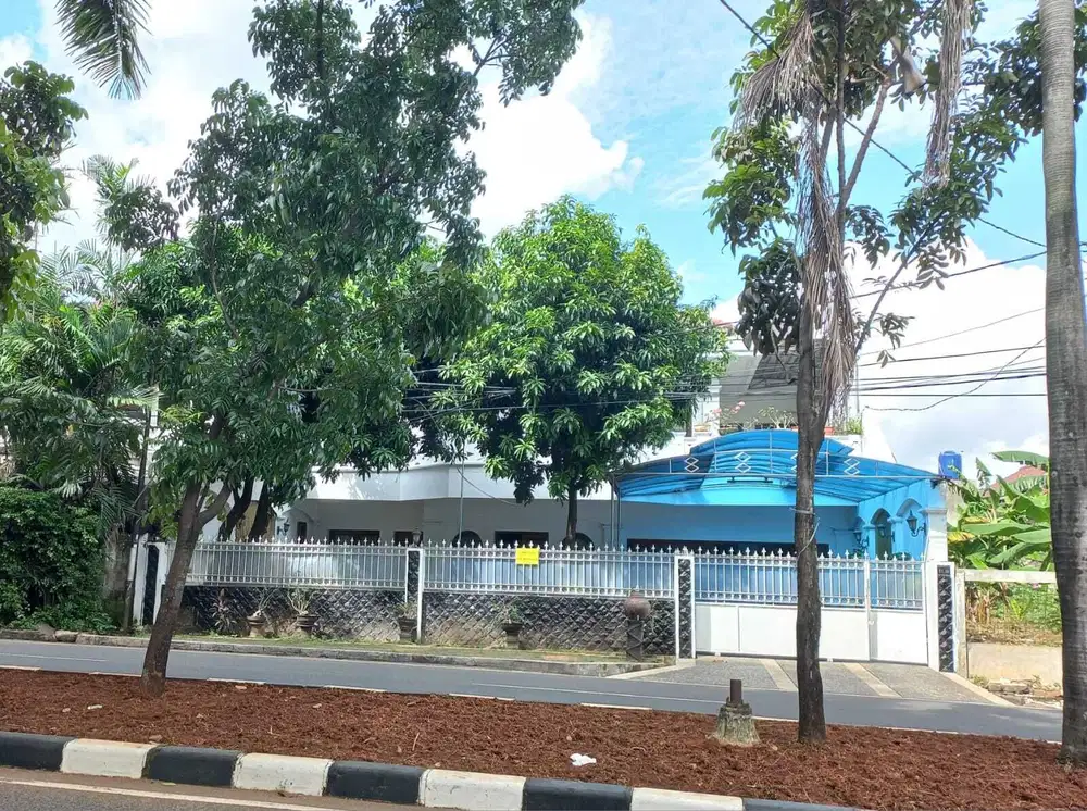Rumah Terawat Strategis Pinggir Jalan Bintaro Pesanggrahan JakSel