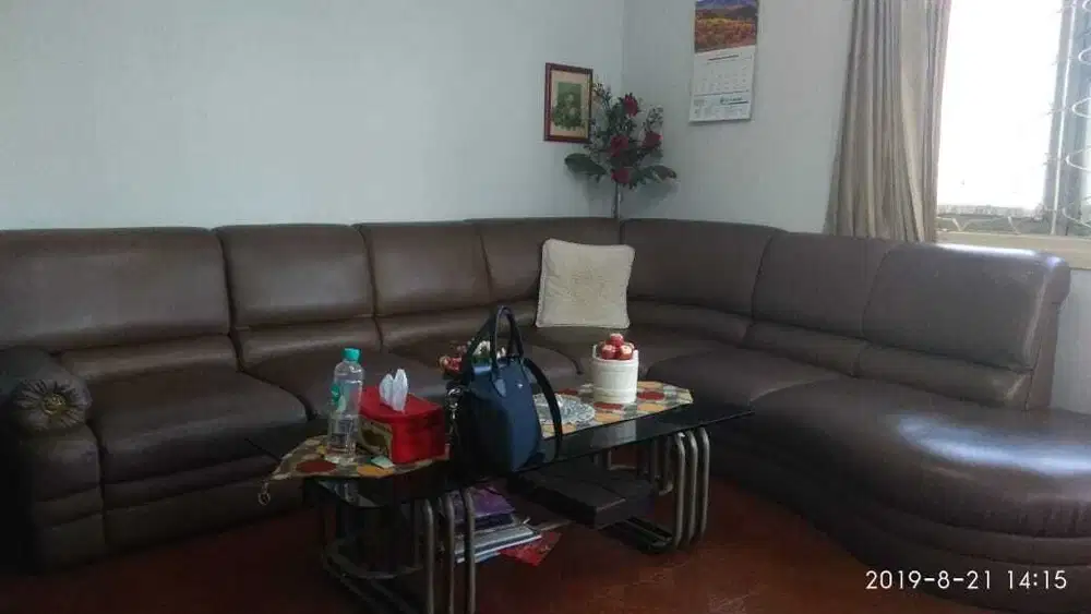 JARANG ADA RUMAH TUA TERAWAT SAYAP PASIRKALIKI