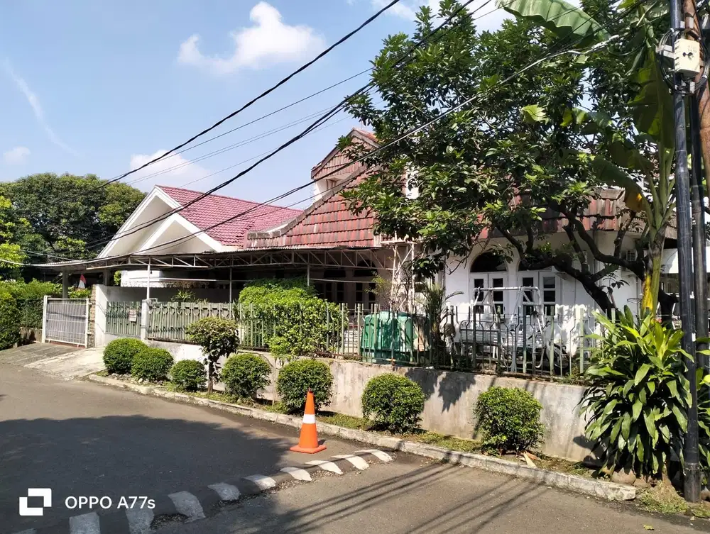 Rumah nyaman di tengah kota Jakarta