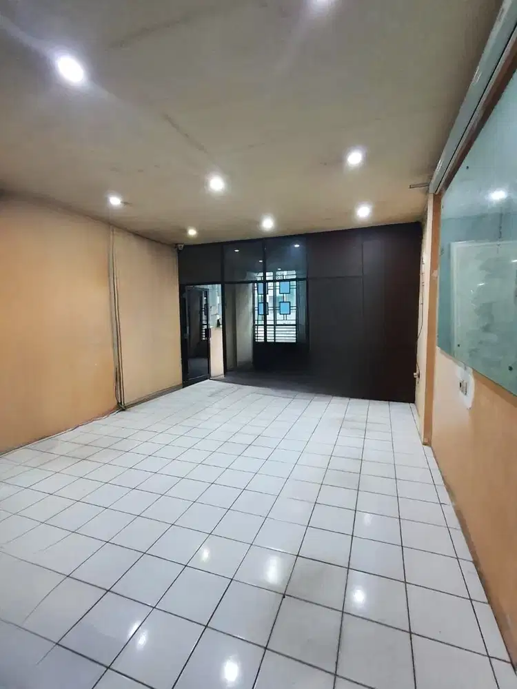 Dijual Ruko Komplek Pesona Indah Kapuk Kamal 4 Lantai 4,5x17 Strategis