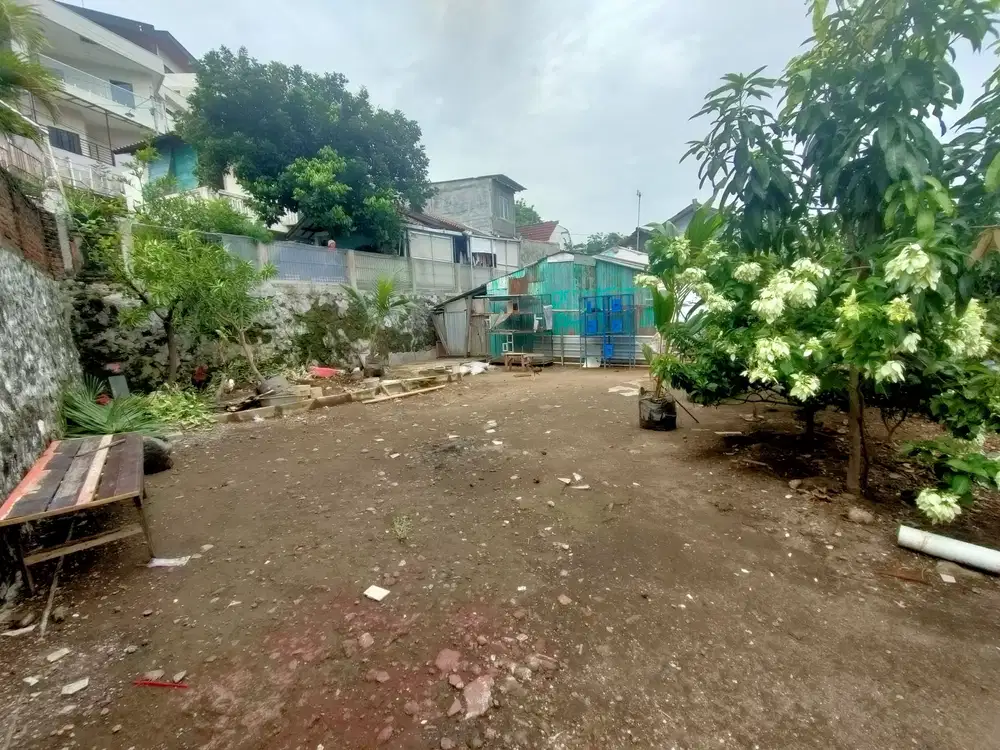 Tanah di tengah kota semarang