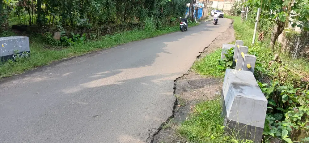 Luas tanah 625 meter