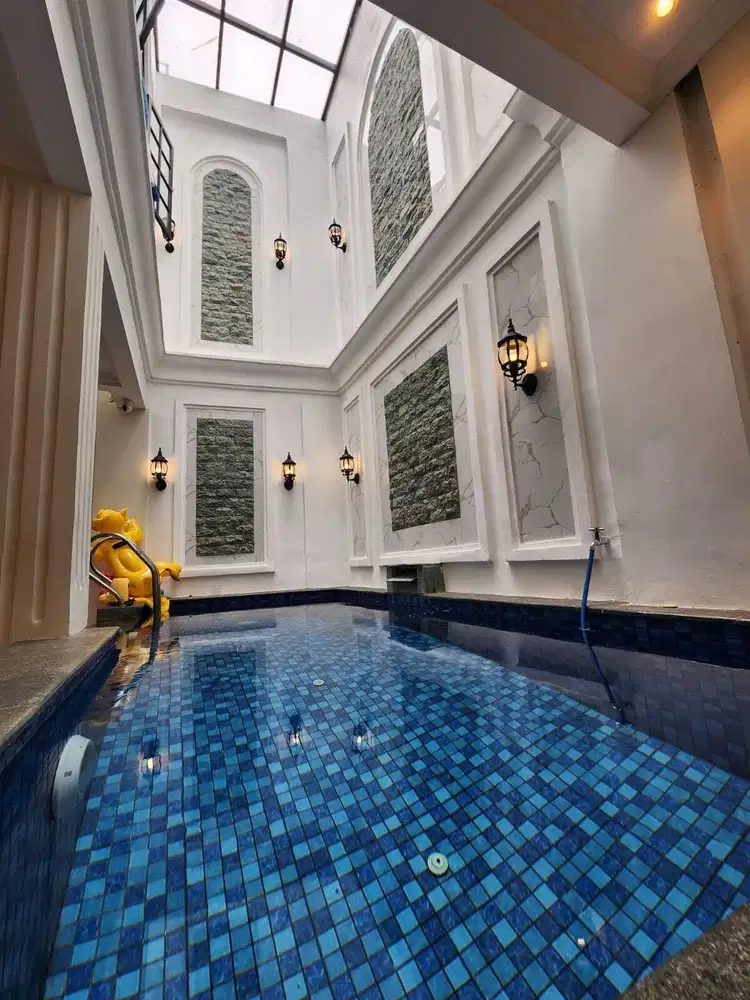 Rumah Lux with swimming pool Antapani Bandung