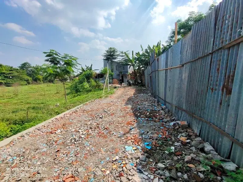 tanah pekarangan di Ums