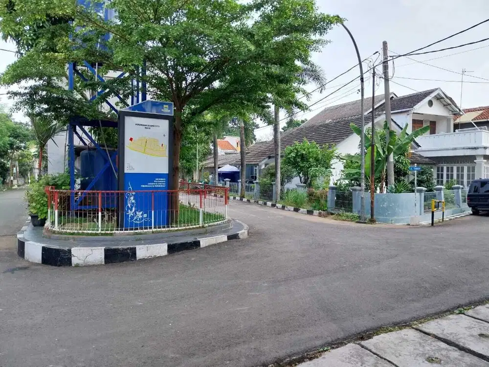RUMAH TINGGAL, COCOK UNTUK KANTOR, DEKAT PINTU TOLL PASIRKOJA