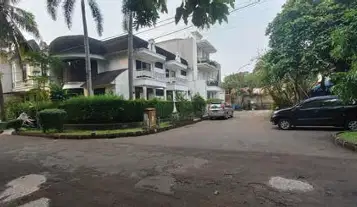 Dijual Cepat – Rumah Mewah di Perumahan Bintaro, Harga dibawah Pasaran