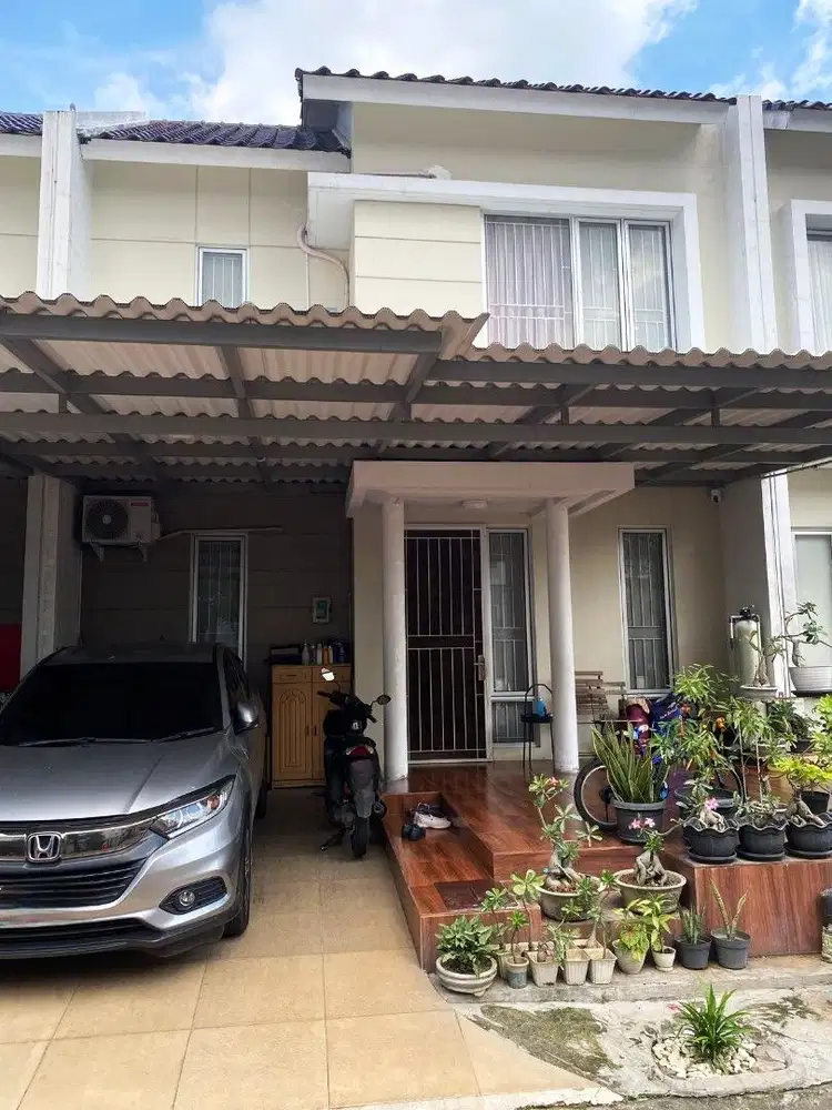 Rumah Modern Semi Furnish SHM Boston Village Paramount Gading Serpong