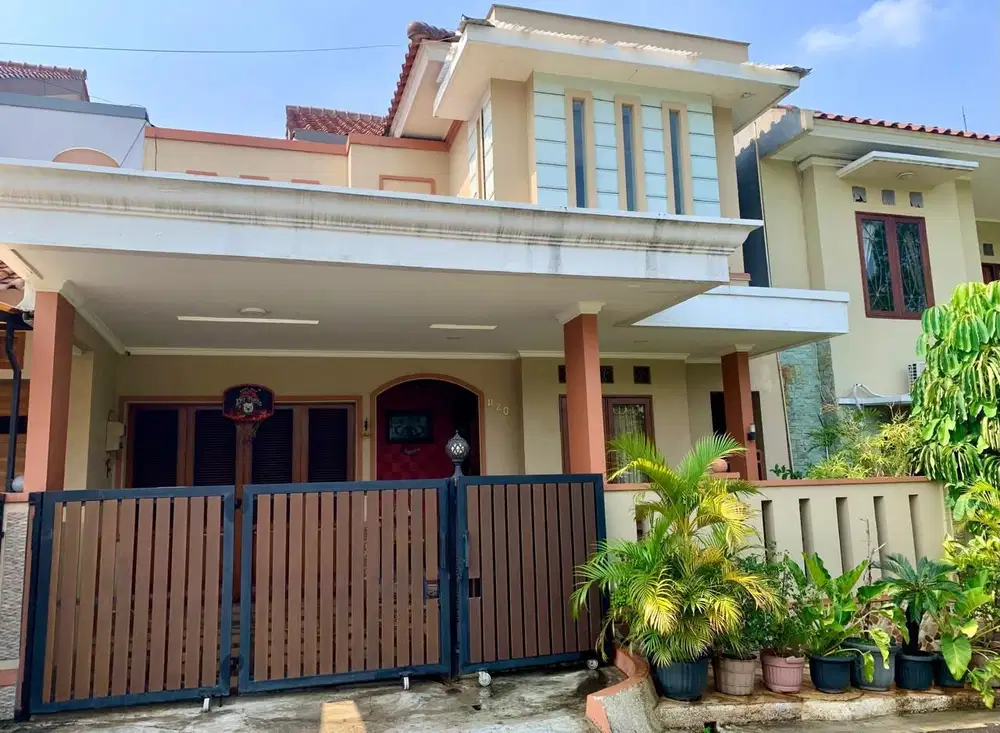 Rumah cantik di pertukangan selatan jaksel lt 135 m 2 lt
