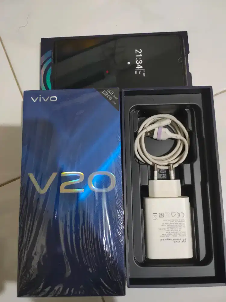 Vivo V20 8/128gb kondisi normal