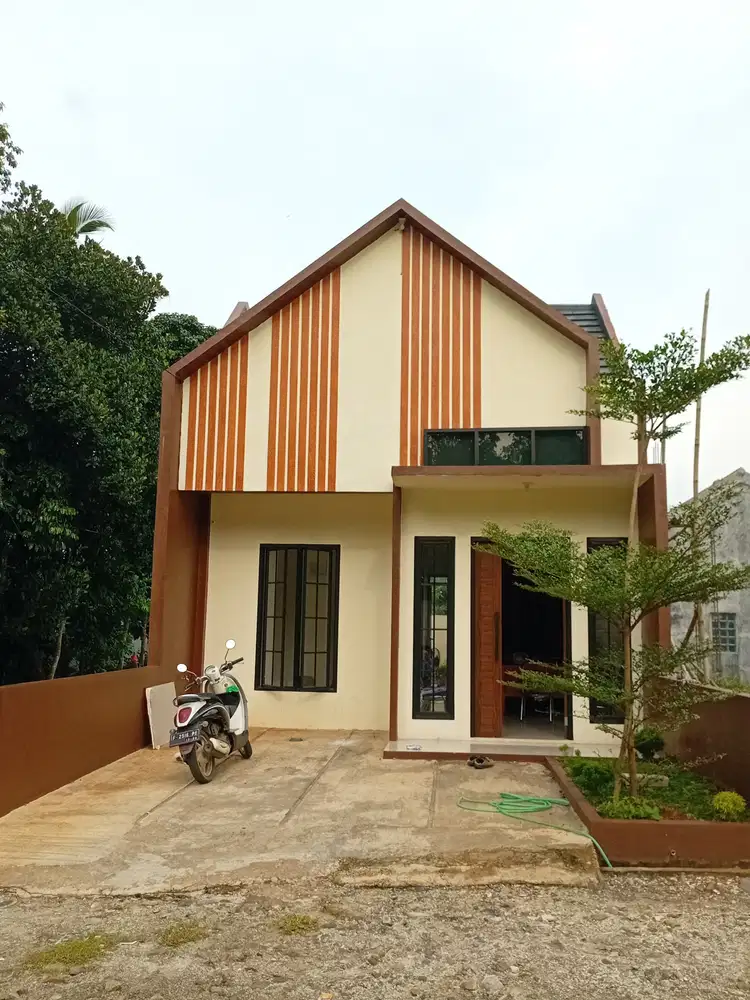 Rumah Komersial 5 Menit Ke Stasiun