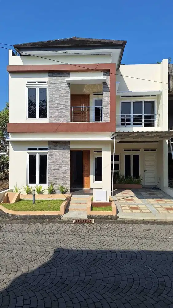 Rumah 2 Lantai Mewah Dekat Jalan Palagan – Sleman, Jogja