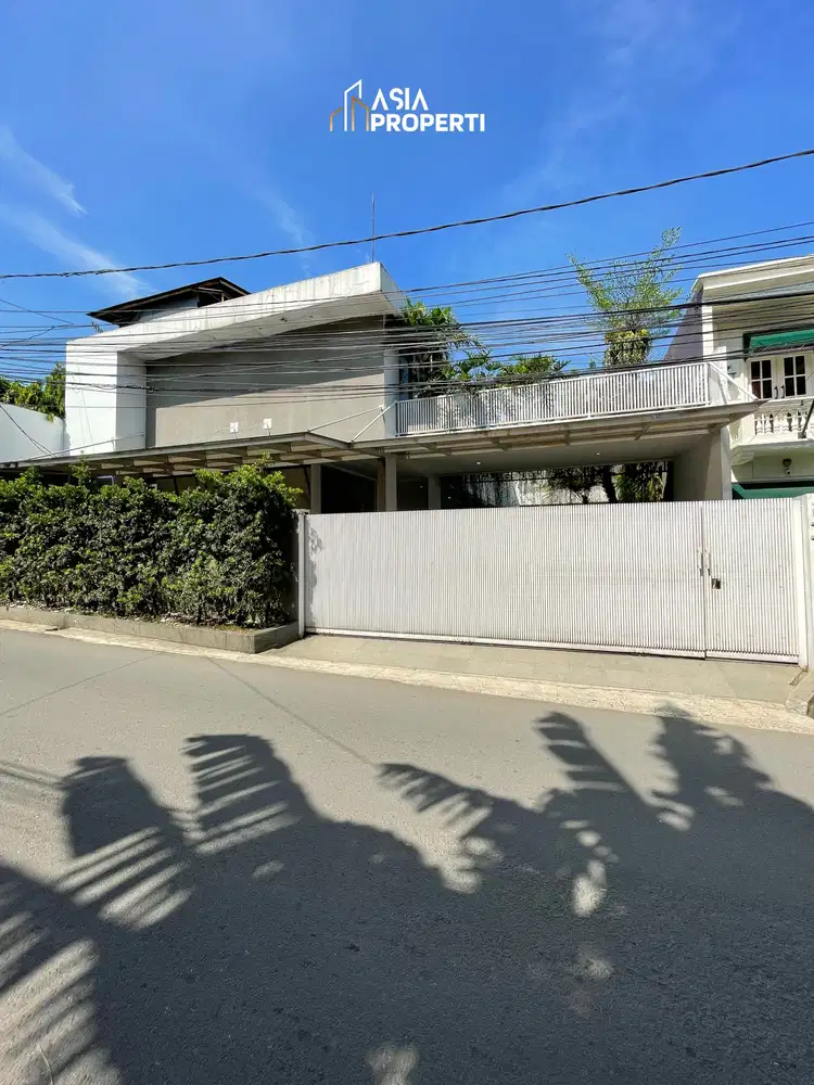 Rumah Tropical Modern House, Cirendeu Dekat Lebak Bulus, Tangerang