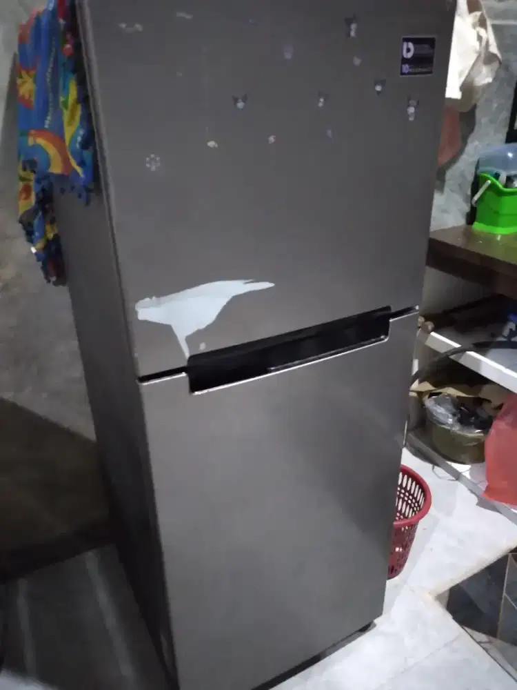 Terima kulkas rusak,ac,komputer,dll