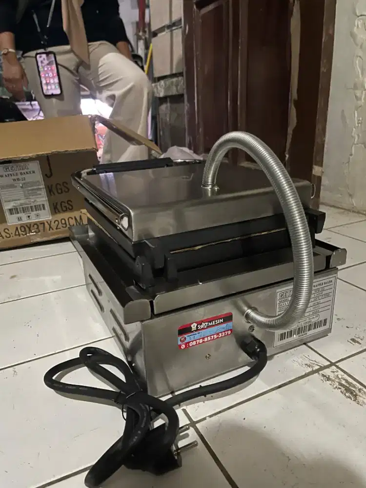 Waffle Maker GETRA WB - 22