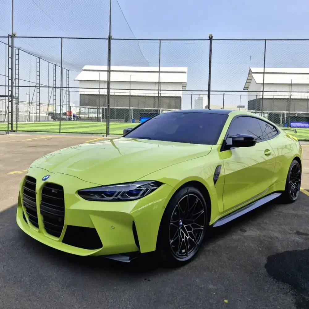 BMW M4 Coupe 3.0L Twin‑Turbo 2023 Yellow KM 30rb Perfect Condition.