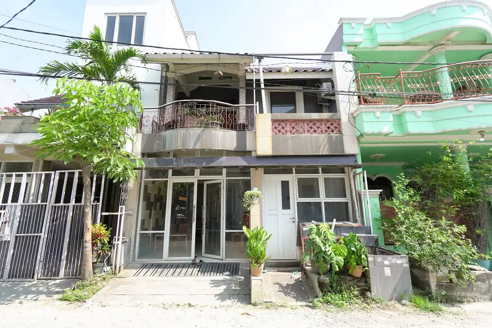 Rumah 3 Lt Hadap Timur 13 Mnt ke Stasiun Cibitung Bisa Nego J-28815