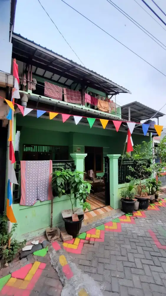 Rumah Bebas Banjir 15 Menit ke Terminal Bus Cipulir Siap Huni J-30684