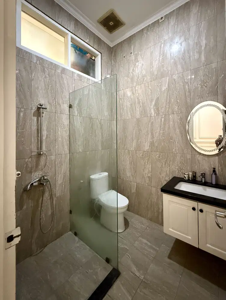 Rumah asri terawat radio dalam gandaria utara jakarta selatan