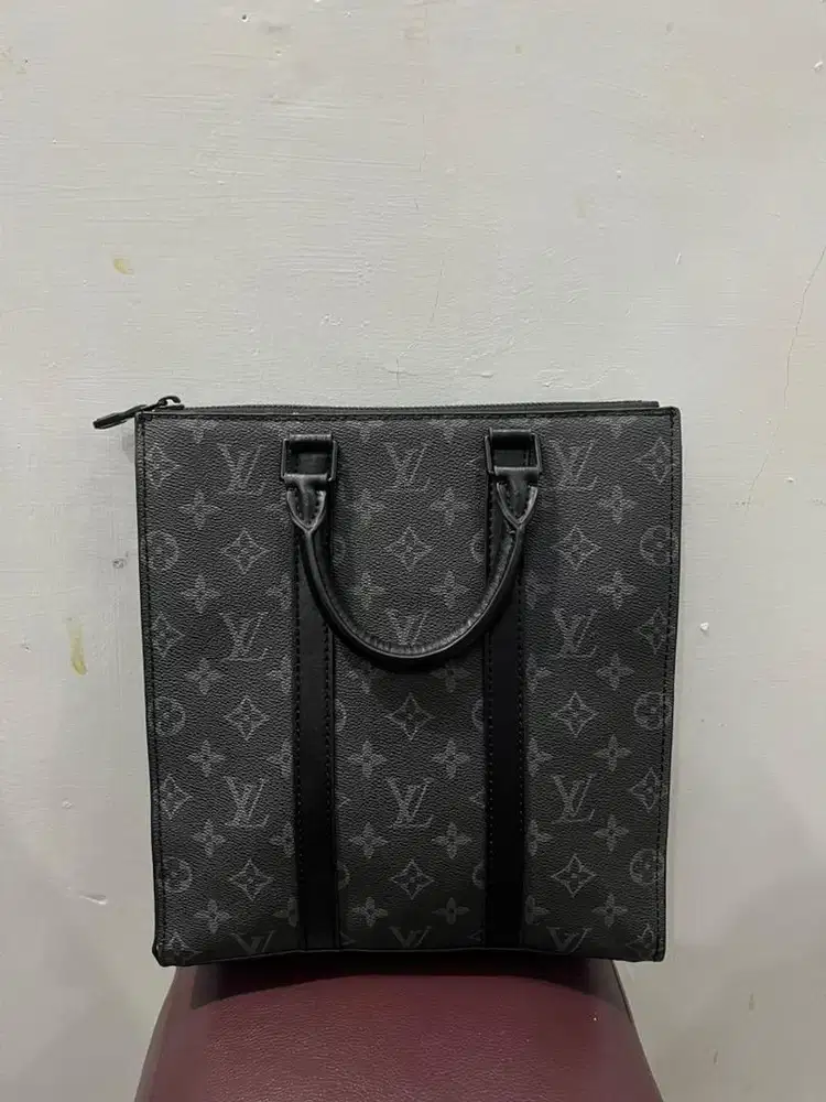 Slingbag Louis Vuitton Kulit