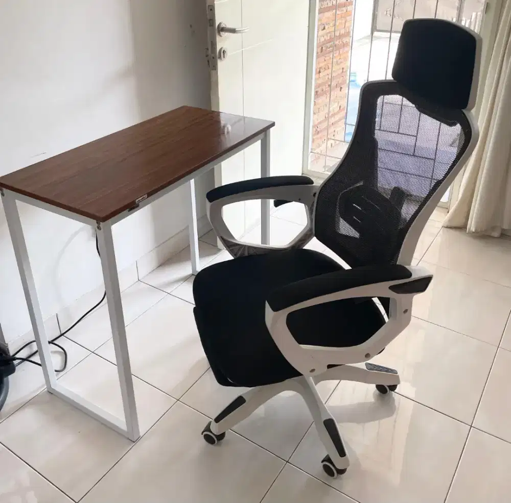 Kursi Gaming Komputer Bonus Meja